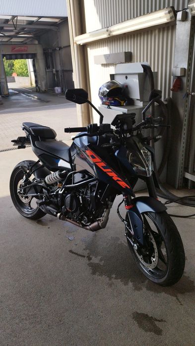 KTM DUKE 125 2024