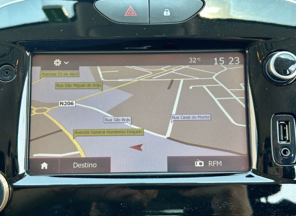 Renault Clio Tourer 1.5dci 110mil kms