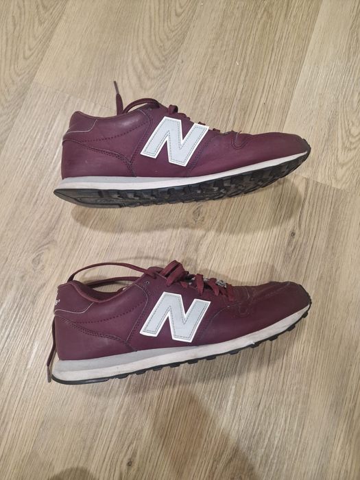 Sapatilhas bordo new balance tamanho 45