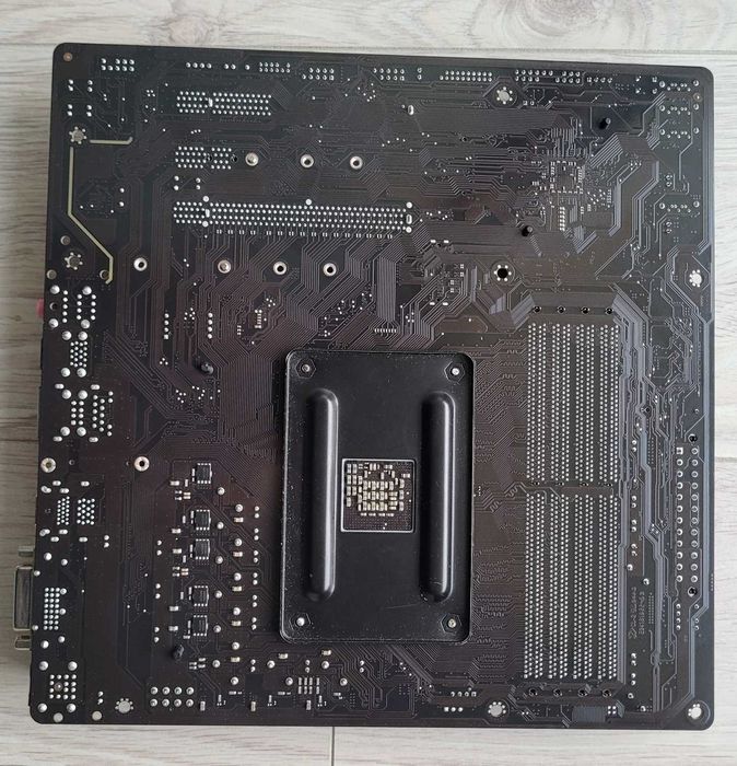 Płyta główna GIGABYTE B550M DS3H