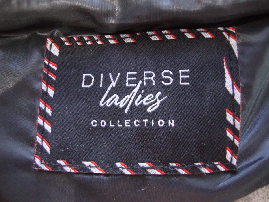Nerka biodrówka DIVERSE COLLECTION czarna