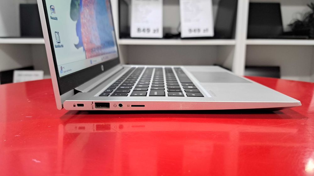 Laptop HP Probook 430 G8 13" i3-11GEN 8GB/128SSD Windows 11 HDMI FV23