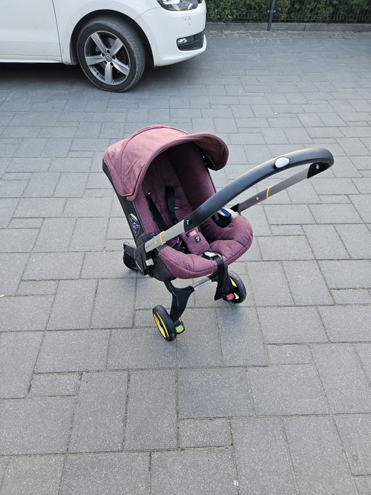Siedzonko samochodowe i wózek w jednym - Donna