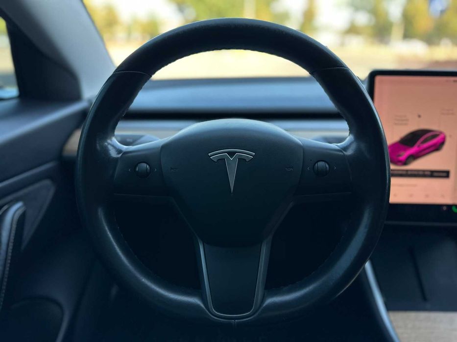 Продам Tesla Model 3 2019 р.