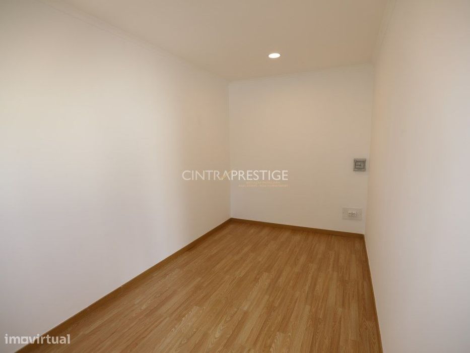 Arrendamento de Casa T1 - Pernigem / S. joão Lampas