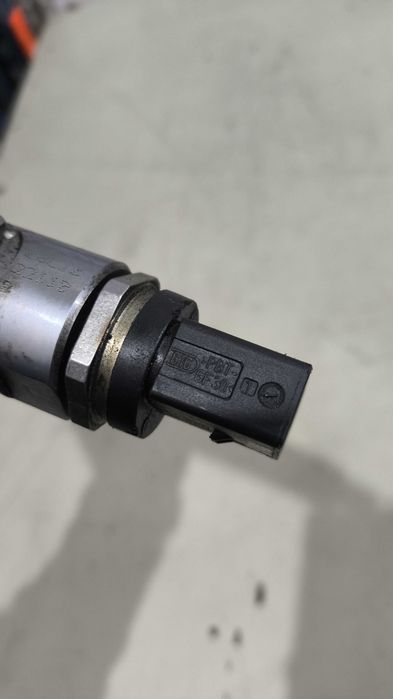 Régua de Injeção BMW n47 Serie 3/5 (F30/F10/F11) Com Sensores  7800.60103