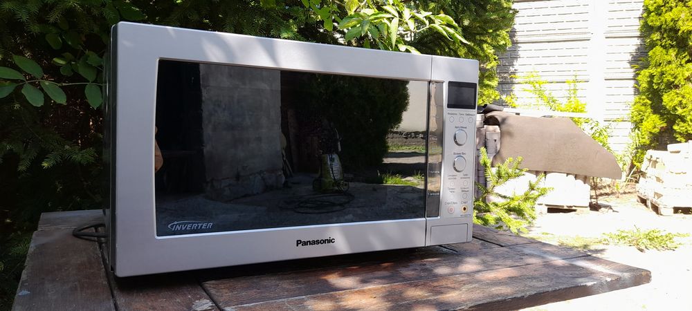 Panasonic NN- DG577M