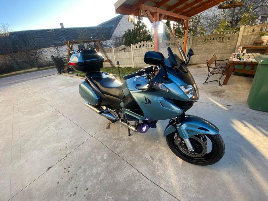 Motocykl Honda NT. Super stan.