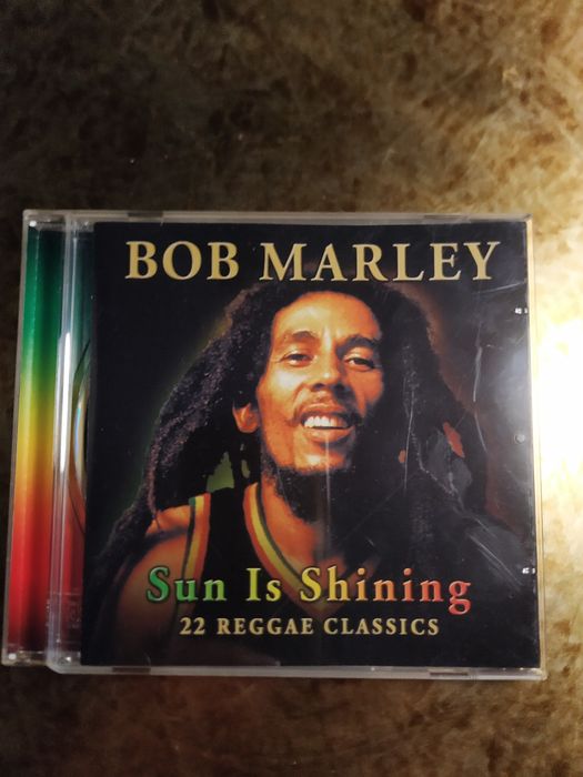 CD'S diversos (Bob Marley, Lenny Kravitz e outros)