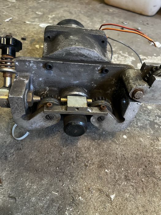 Podajnik drutu  mig mag