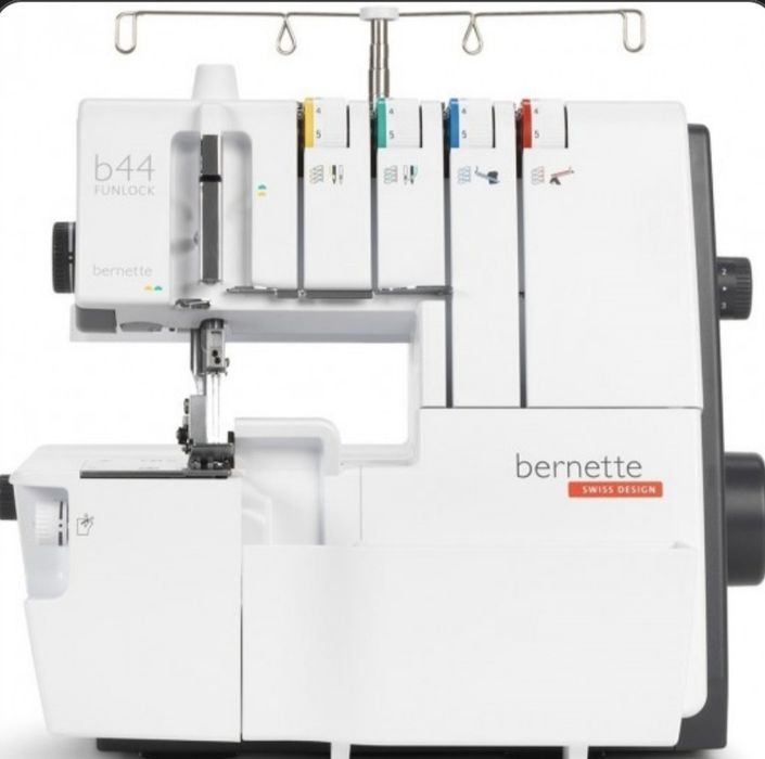 Оверлок Bernette FunLock B44
