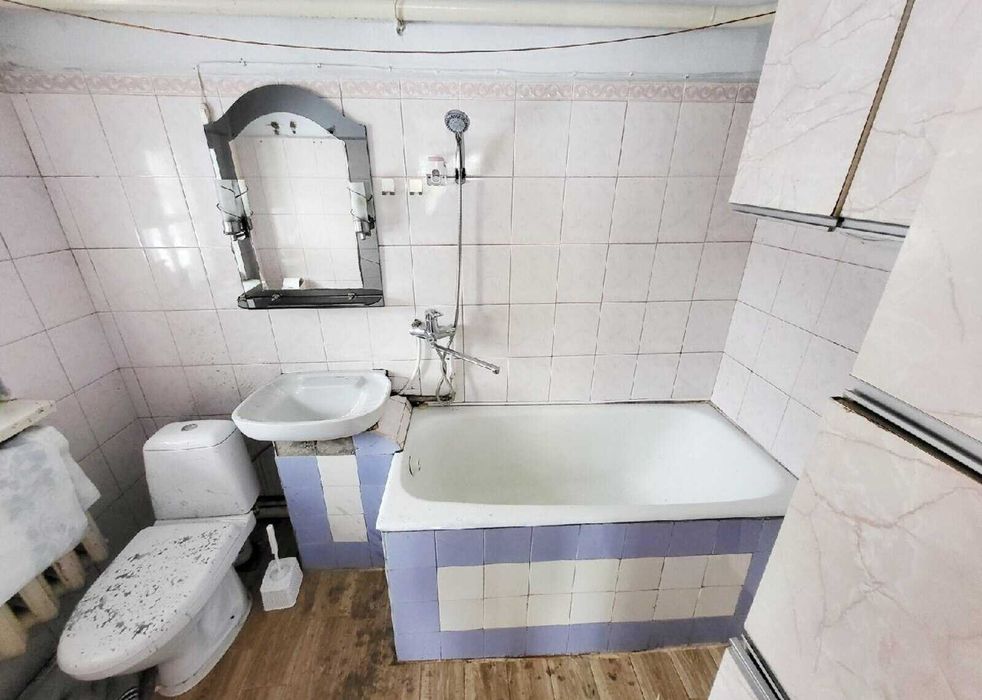 Продаж частини будинку в Центрі