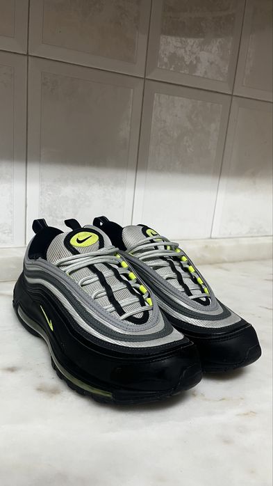 NIKE AIR MAX 97 Icons Neon (Edição Especial)
