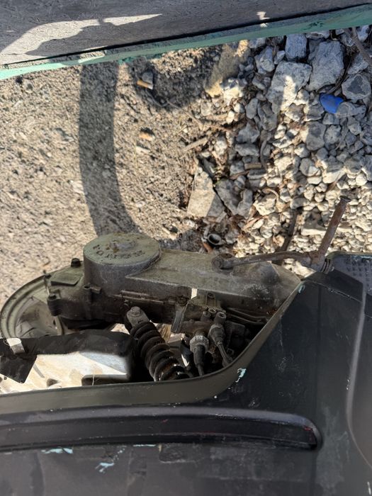 Скутер японський Yamaha під відновлення