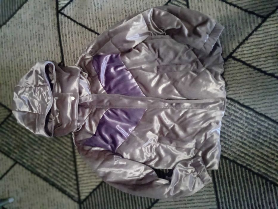 Теплі фірмові куртки