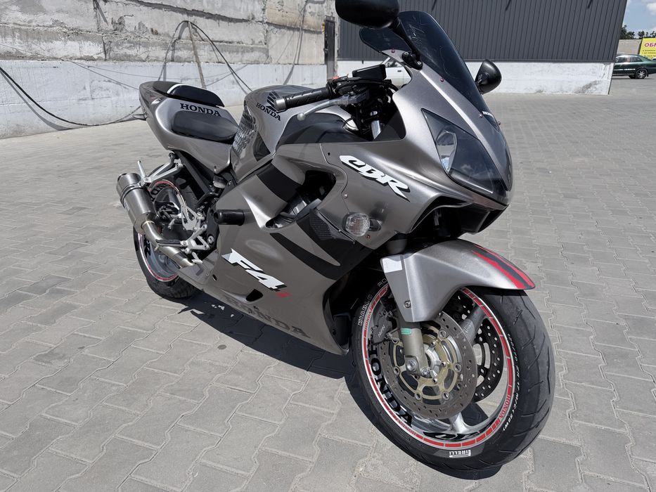 Honda cbr 600 f4i мото хонда