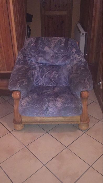 Zestaw Mebli Dębowych Witryna Kanapa i Fotele i Ława