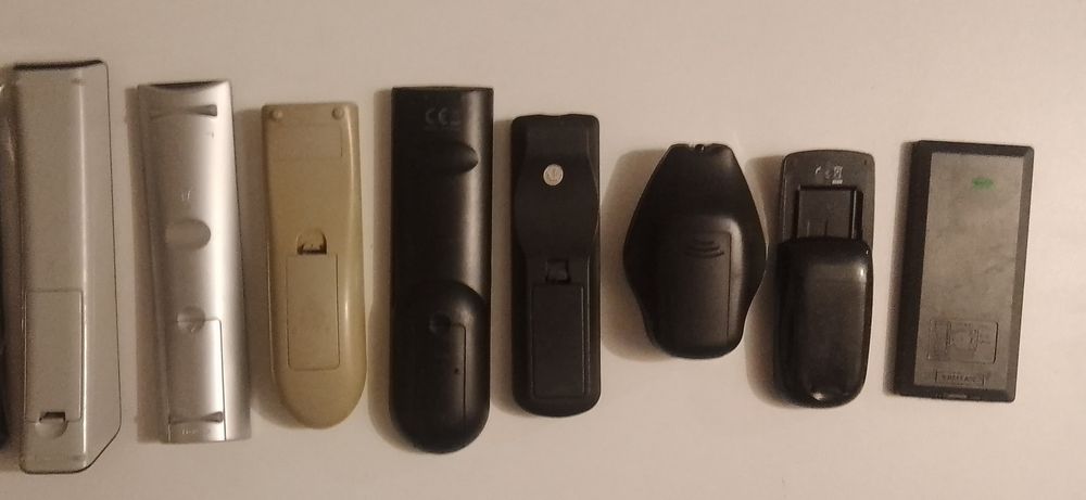 Piloty tv, dvd, audio (Samsung, Lg, Akai, Grundig, Thomson)