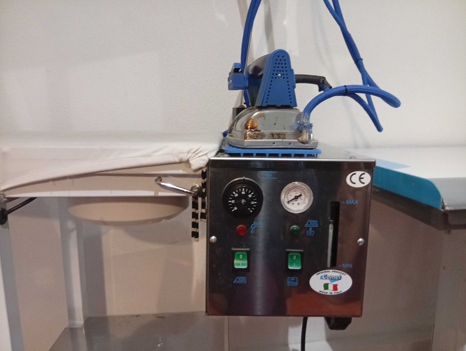 Vendo ferro de engomar industrial com caldeira