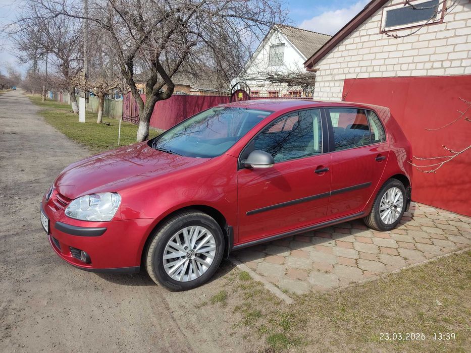 Продам VW Golf 5