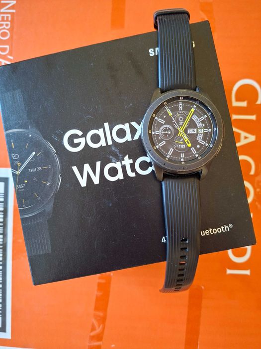 Годинник Samsung Watch R810 42mm black