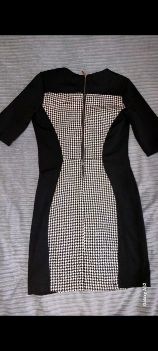 Класичне плаття.