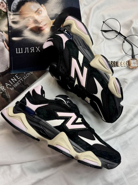 New Balance 9060 Black Pink