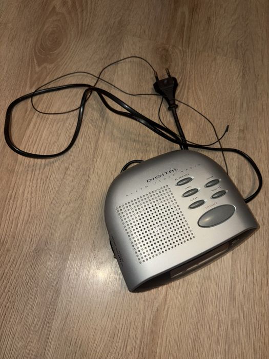 Digital radiobudzik CR-4