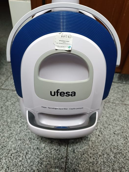 Aspirador UFESA a água