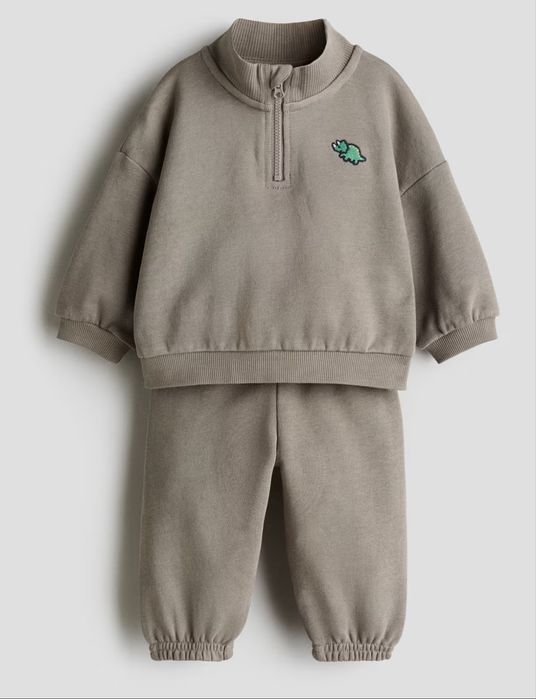 Костюм h&m 104р.