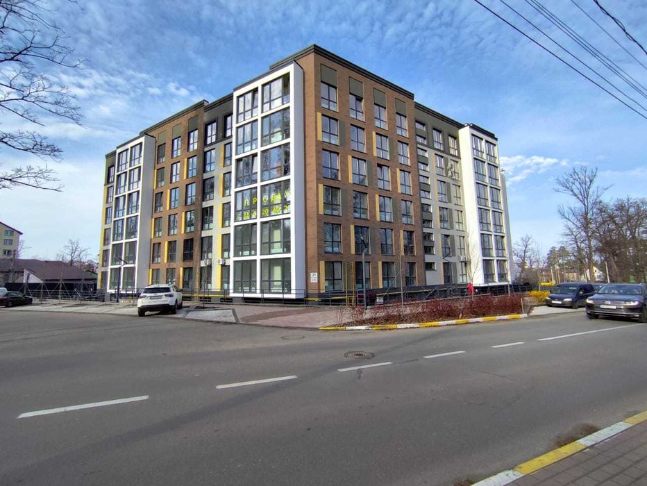 3-кімнатна Квартира з гардеробною 76м2.!Будинок закритою територією!
