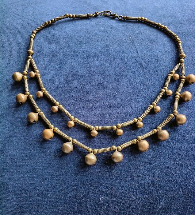 Шелести, монисто, етнічні прикраси