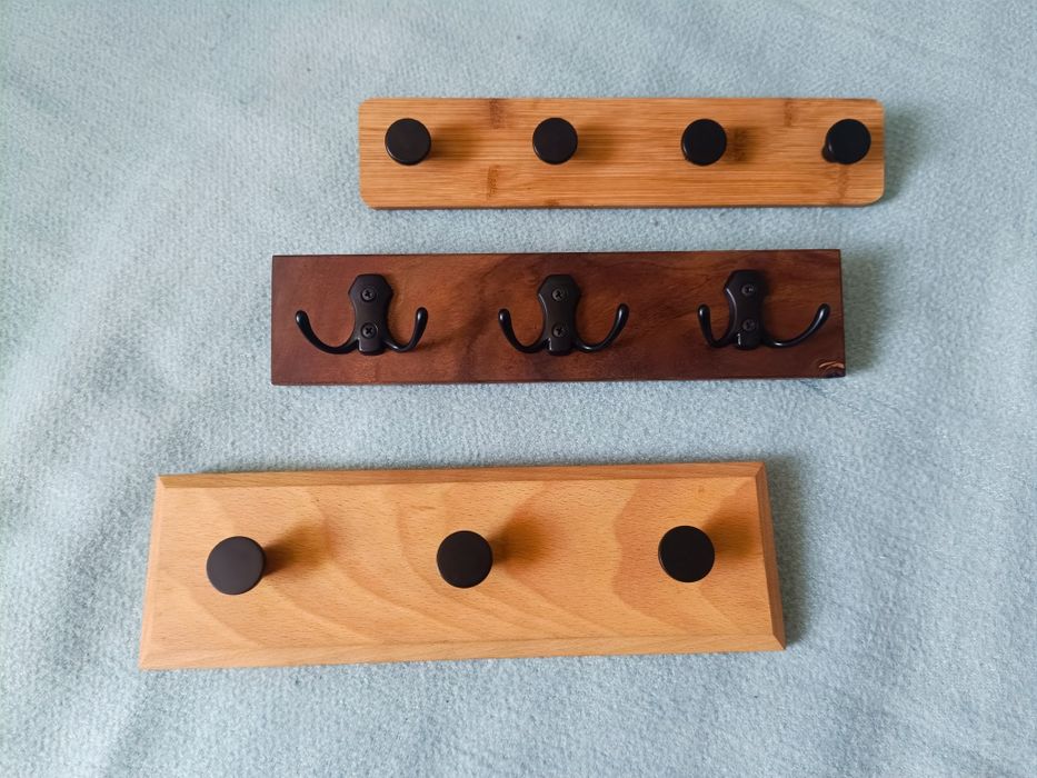 Wieszaki drewniane