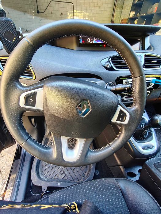 Renault Scenic III 1.6 DCI 130KM BOSE