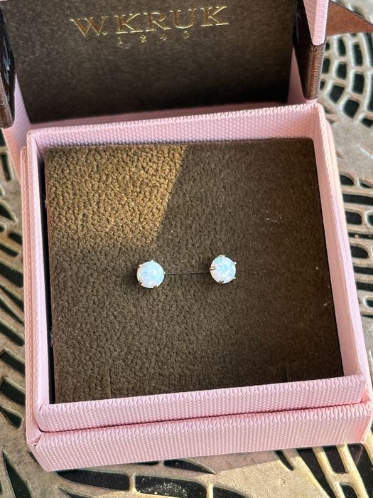 Zlote kolczyki W.Kruk opal