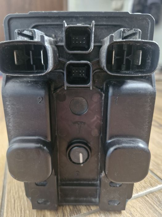 Електродвигун рульової рейки  Tesla mode lY/3