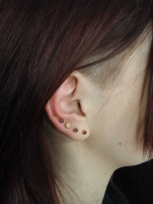 Прокол ушей.480грн с Сережками. Акция.Взрослым и маленьким.Сложные уши