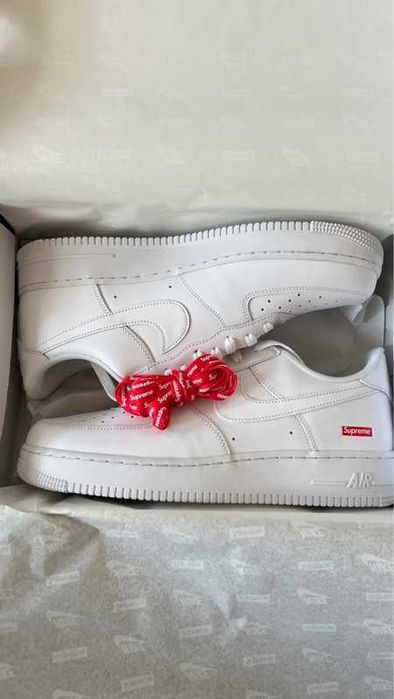 Buty sportowe Nike_Air_Force_1_Low_Supreme_White R.36.5