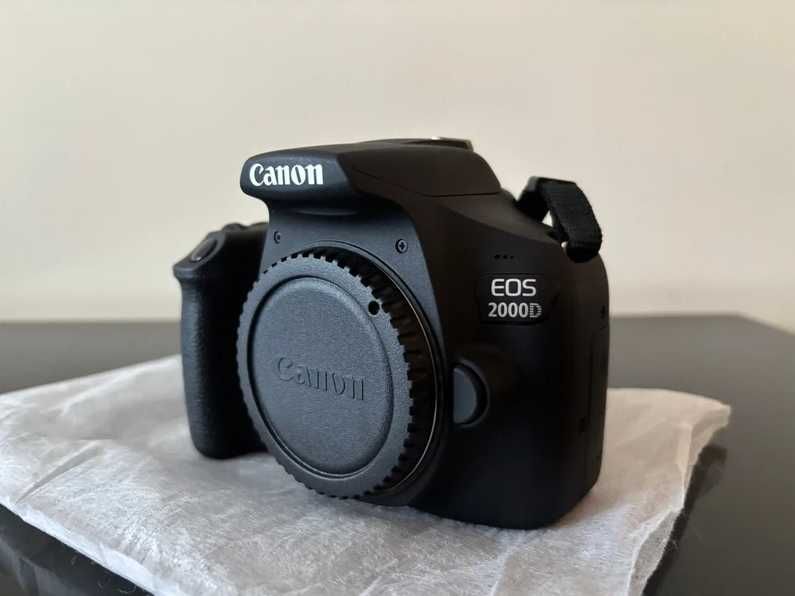 Canon EOS 2000d + Extras