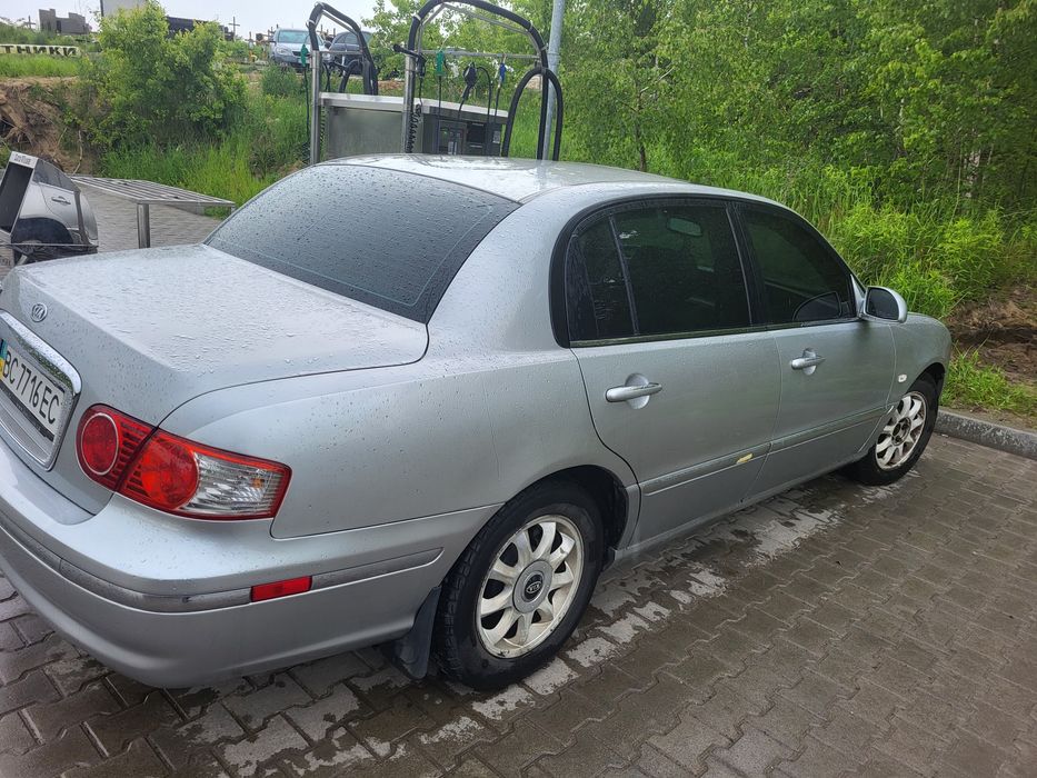 Автомобіль kia amanty opirus 3.5