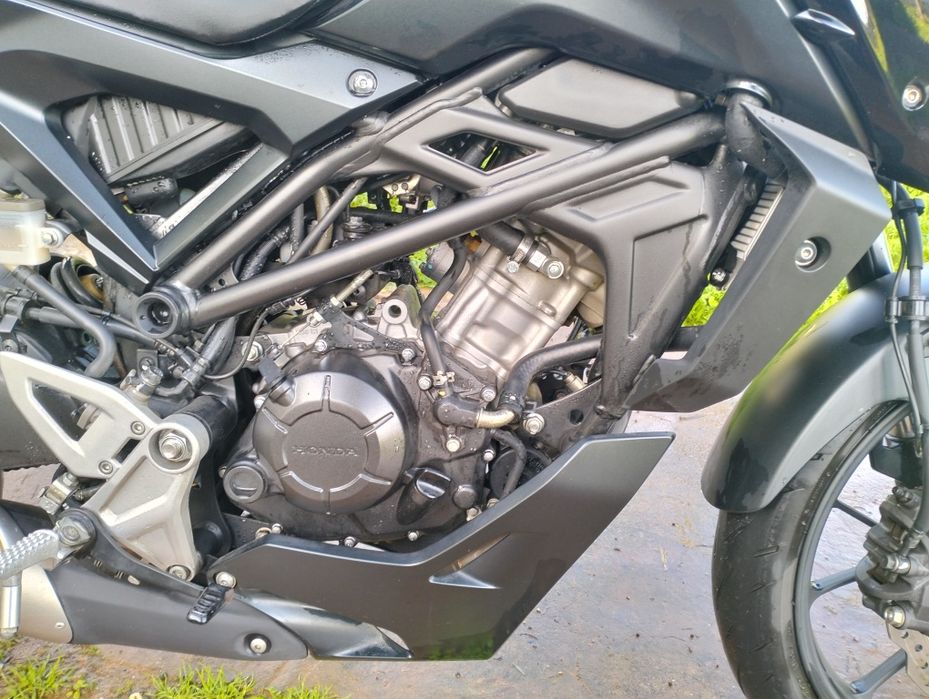 Honda Cb 125 R black edition