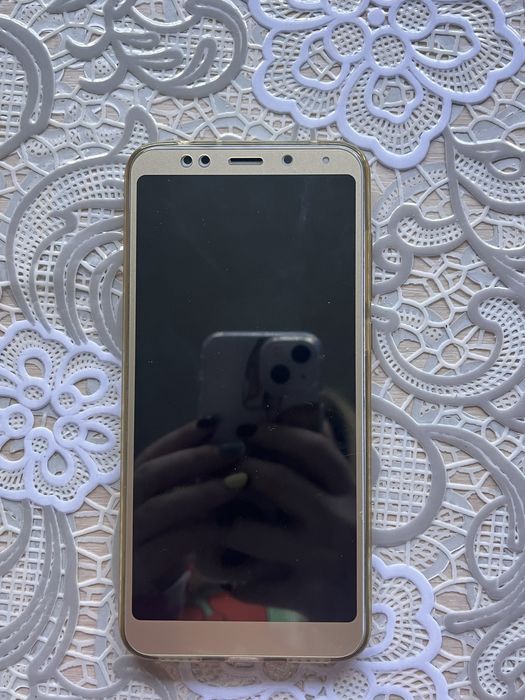 продаю телефон Xiaomi Redmi 5+ б/у
