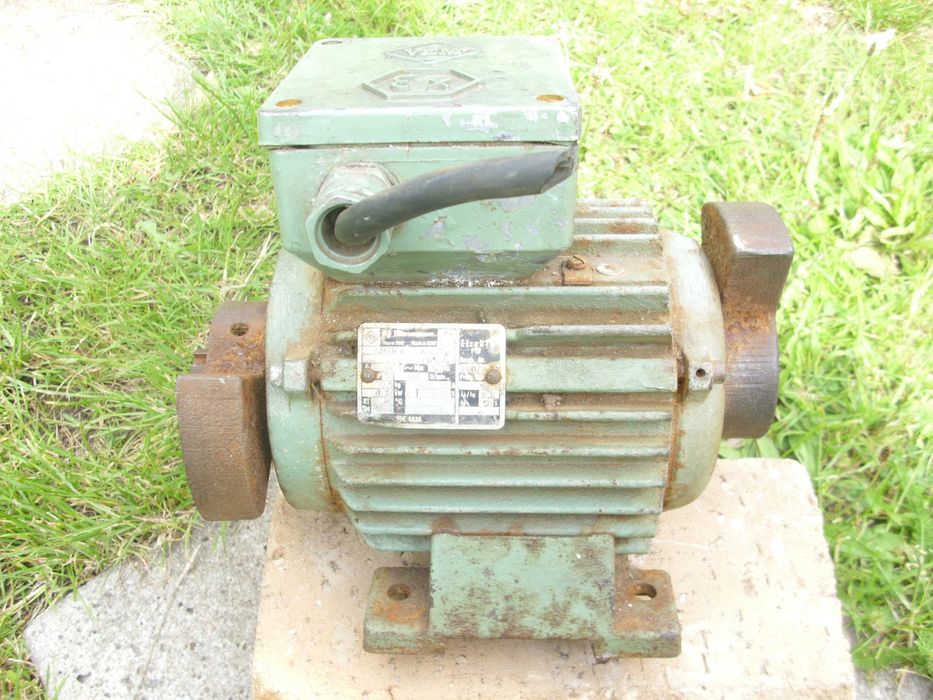 Silnik wibracyjny