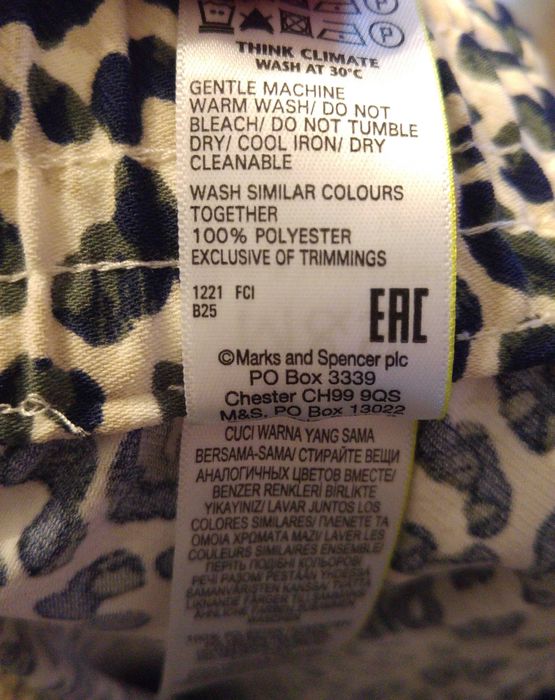 Spodnie damskie dzwony w panterkę M&S