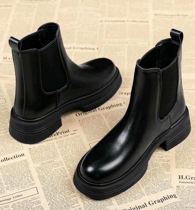 Bota cano curto EUR 39