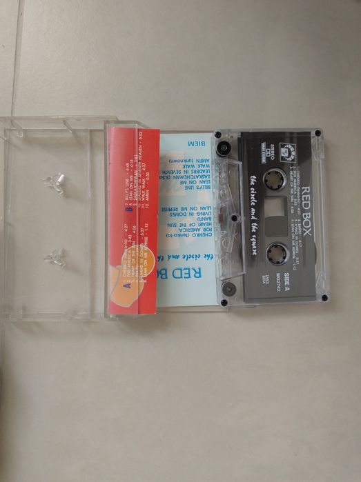 Kaseta magnetofonowa Red Box