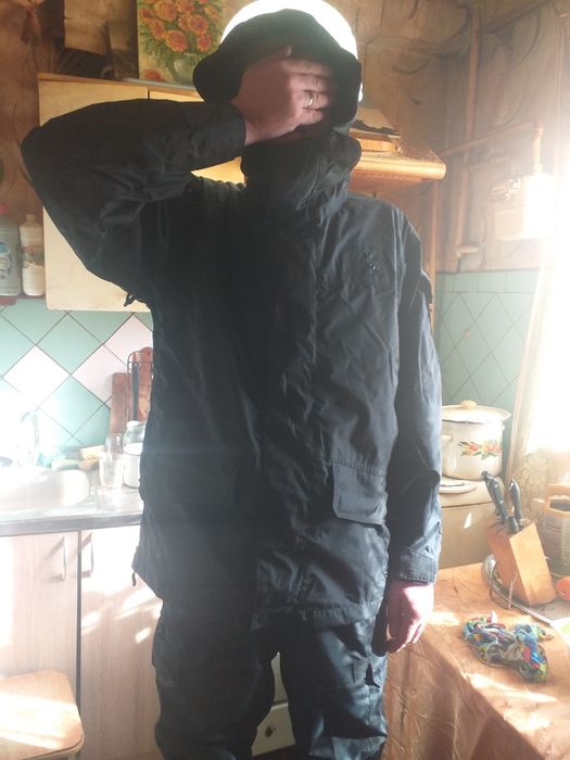 Современная мужская 3в1 форма чёрного цвета новая размер 170-100-88