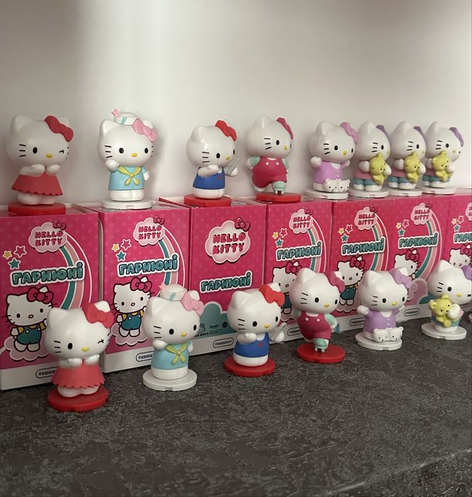 Фігурки Hello Kitty/Disney Princess