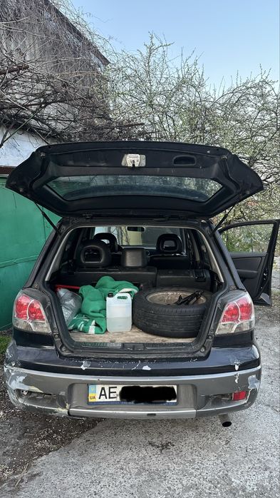 Mitsubishi outlander 1