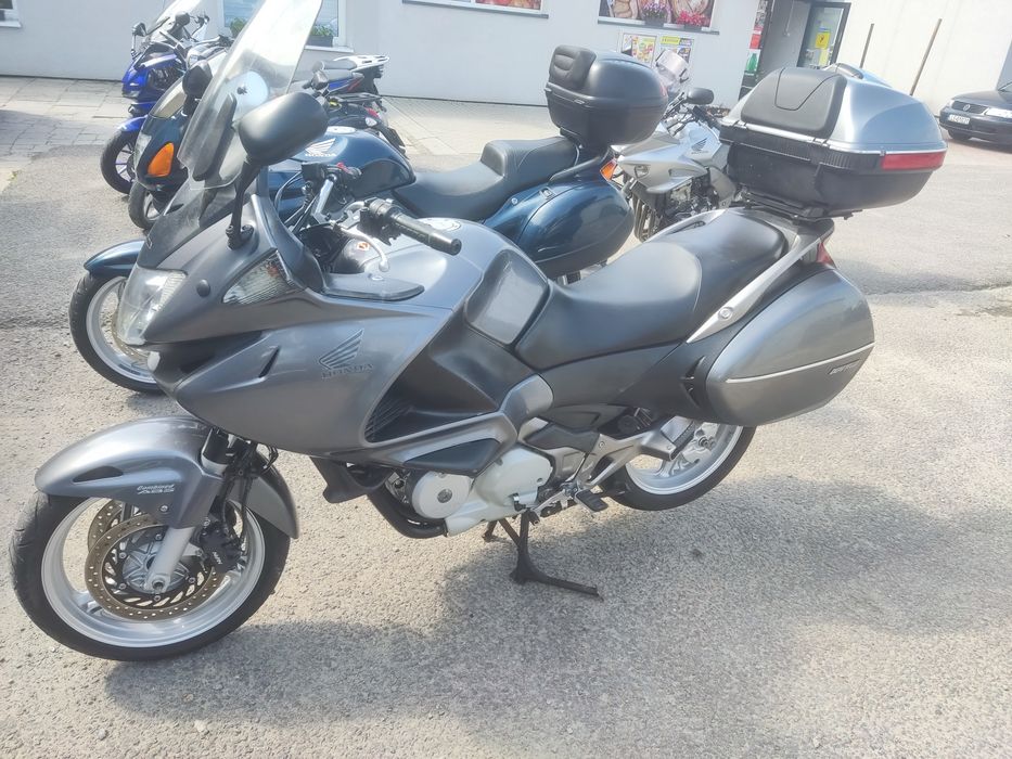 Honda NTV Deauvile 700  06.